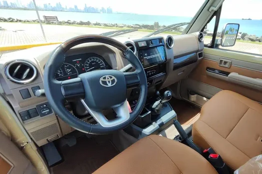 Toyota-Land-Cruiser-Serie-79-4.jpg.webp