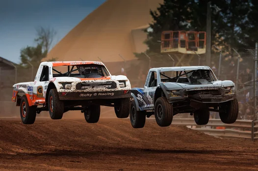 Toyota Pro4 truck